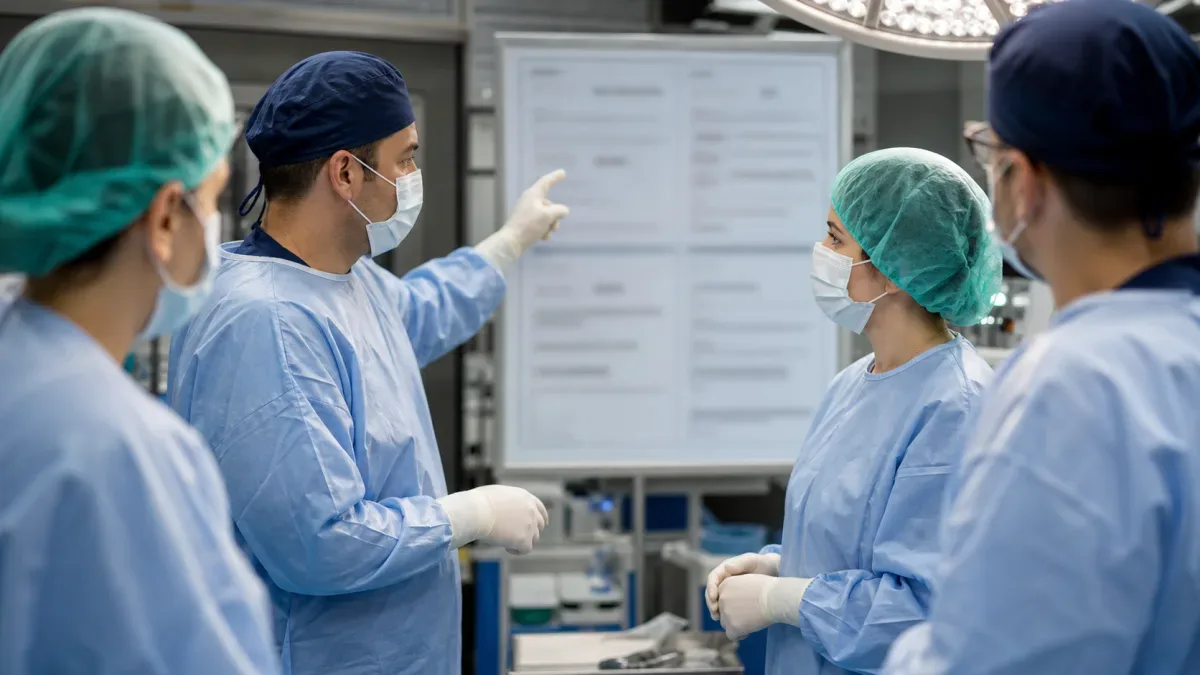 Professional case review illustrating wrong-site surgery in Turkish medical law